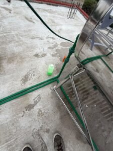 Tubería PPR de agua fría y caliente con válvula, conectada al calentador solar en Iztapalapa