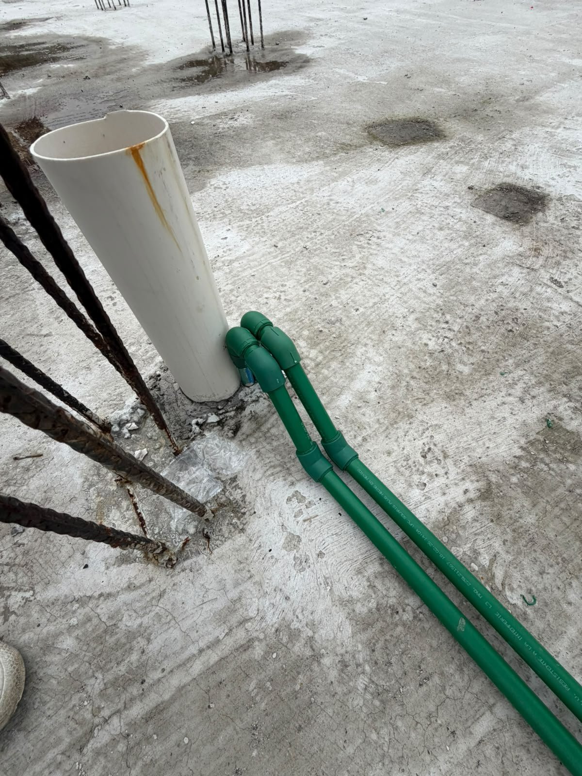Bajada de agua fría y caliente en tubería PPR hacia la casa en Iztapalapa